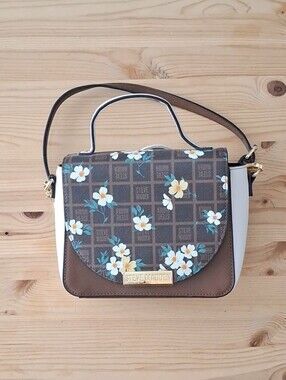 🌼🤎Steve Madden Crossbody🤎🌼
